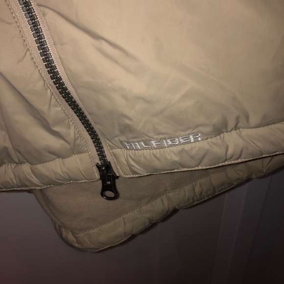 Vintage 90’s 2-In-1 Tommy Hilfiger Puffer In Cream - Picture 4 of 8